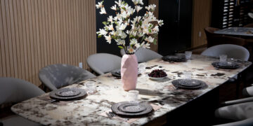 Thiết kế phòng ăn với bộ bàn ăn đá marble Pandora – Độc đáo và bền bỉ