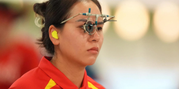 Xạ thủ Trịnh Thu Vinh đã thi đấu ấn tượng và giành quyền vào chung kết Olympic 2024.