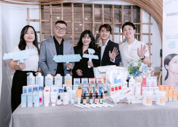 Dược Mỹ Phẩm Sinh Học Ahohwa Đồng Hành Cùng Sự Kiện Kỷ Niệm 1 Năm CLB Bác Sĩ Thẩm Mỹ Trẻ Miền Nam