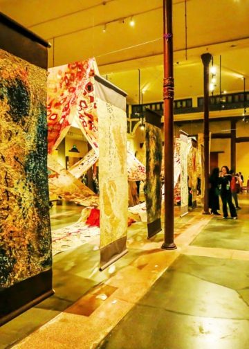 Cuộc hành trình để tạo ra sản phẩm vải dứa từ… sợi của trái dứa